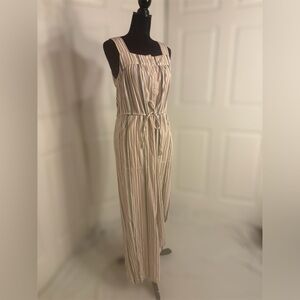 Old navy size medium cream/pink/brown/black striped jumper